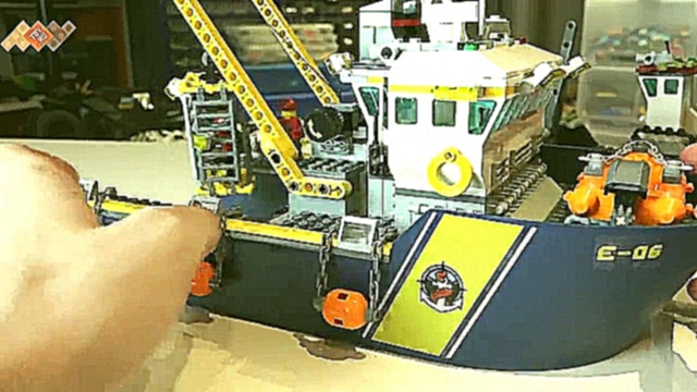 Видеоклип LEGO City: Deep Sea Exploration Vessel - Brickworm