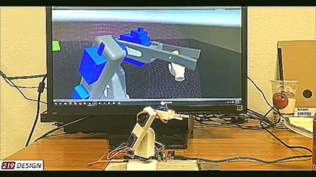 Видеоклип Роботизированная рука с системой виртуальной реальности