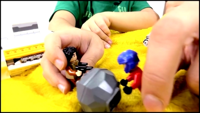 Видеоклип Видео для детей: Папа Роб и Ярик! Звездные войны! Игры для мальчиков Star Wars. Лего игры.