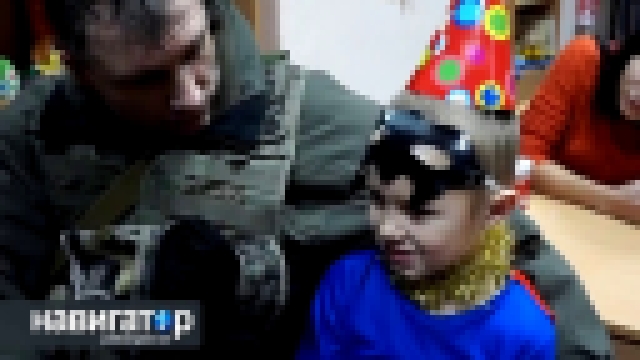 Видеоклип 30.12.14 Дети-сироты из интерната Донецка рассказывают ополченцу как обстреливали их дома