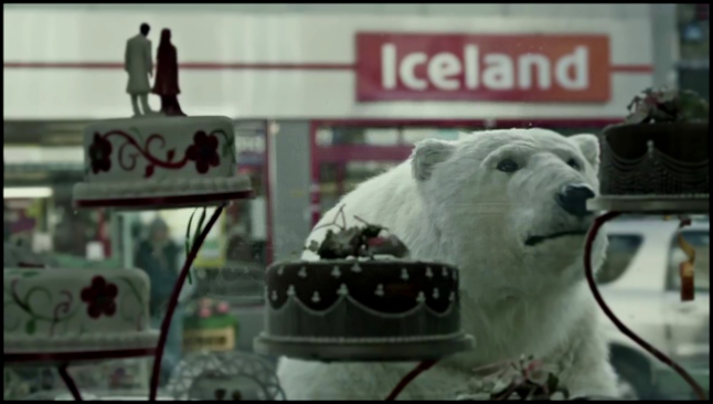 Видеоклип Белый медведь, Джуд Лоу и Radiohead