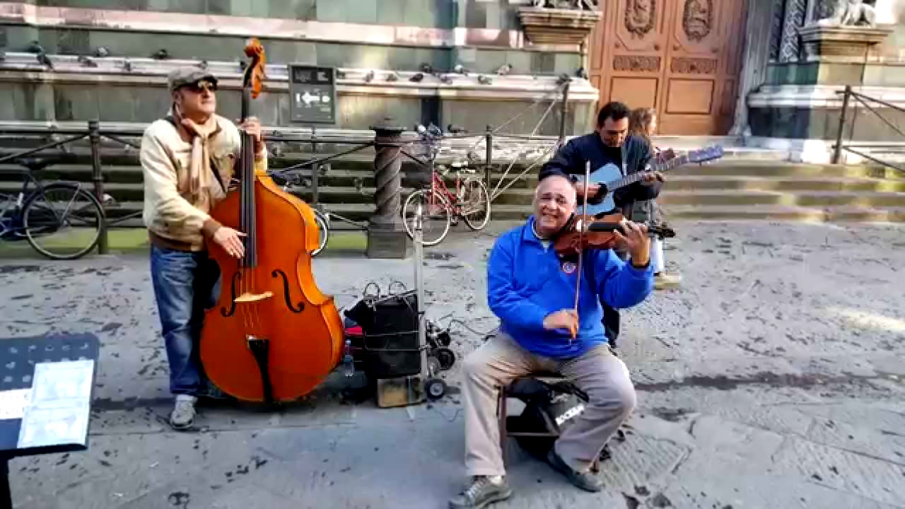 Уличные музыканты Италии