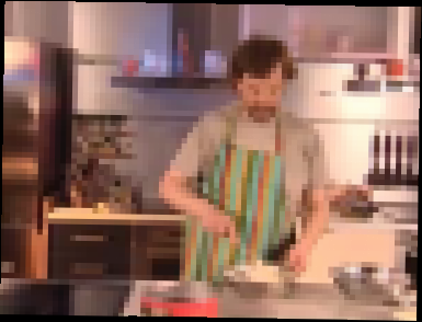 Видеоклип Мужская еда: Клафути с клубникой. Горячий шоколад со сливками