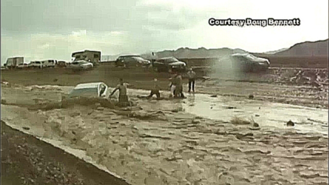 Видеоклип Дожди вызвали наводнения и оползни в США
