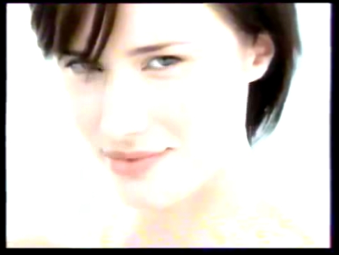 Видеоклип Реклама Виши Нормадерм - Февраль 2005