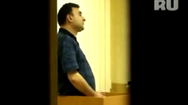 Видеоклип Пластического хирурга Эльчина Мамедова допросили в суде