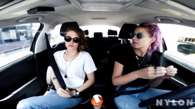 Видеоклип This_Is_What_It_s_Like_To_Ride_In_A_Car_With_Kristen_Stewart_video