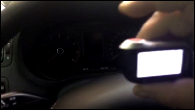 Видеоклип Как работает автозапуск, какие кнопки нажимать Старлайн А93 установлена на Volkswagen Polo
