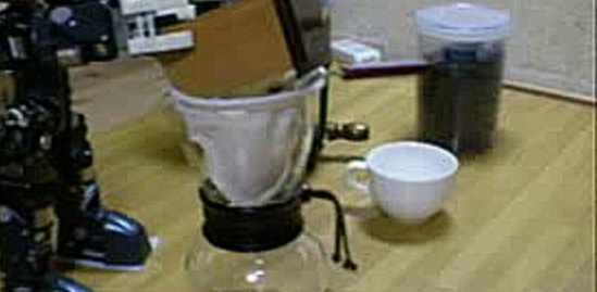 Видеоклип Робот для заварки кофе