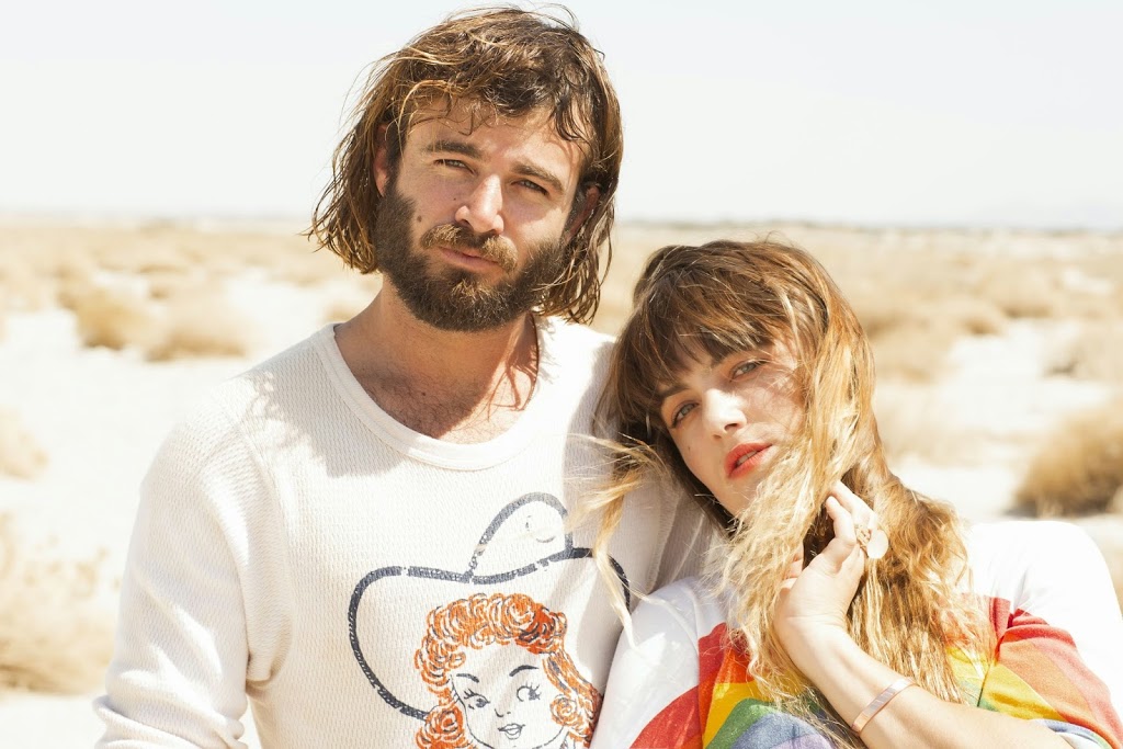 Angus & Julia Stone