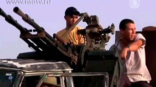 Видеоклип Войска Каддафи не отдают Бани-Валид