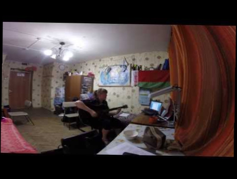 Видеоклип Maroussia - В одной квартире с тобой (Лампочка cover)