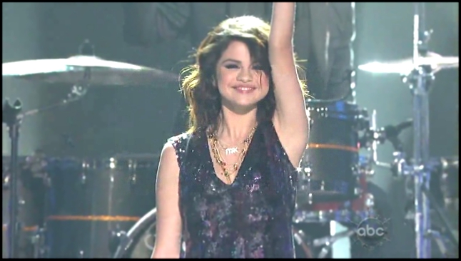 Видеоклип Selena Gomez More, Naturally (Live Dick Clark s New Year s Rockin Eve 2009)