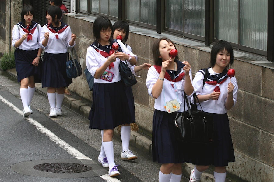 Японская школьница