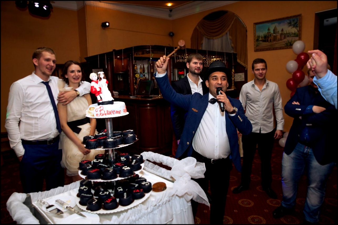 Свадебный аукцион! Торт для любителей хоккея! Ведущий и музыкант Павел Богема, Москва.